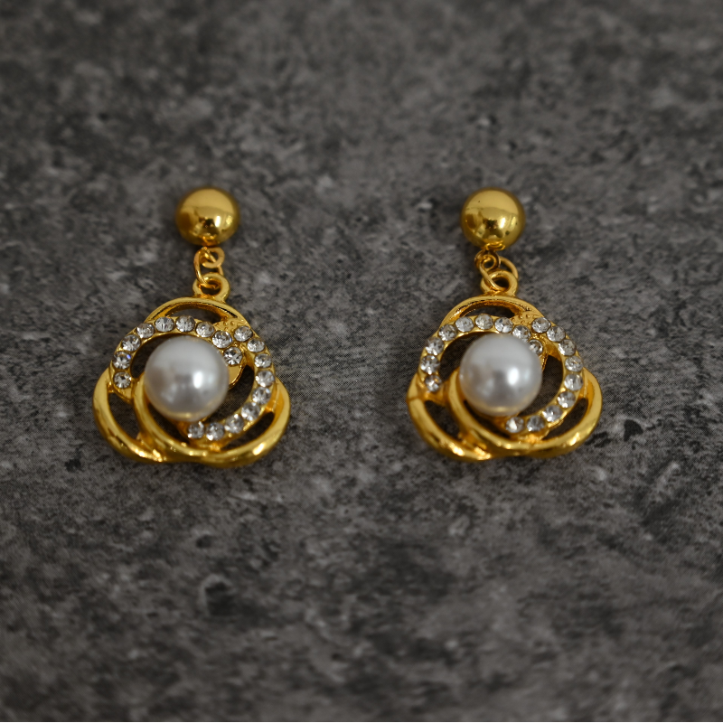 Σκουλαρίκια Παράδοση